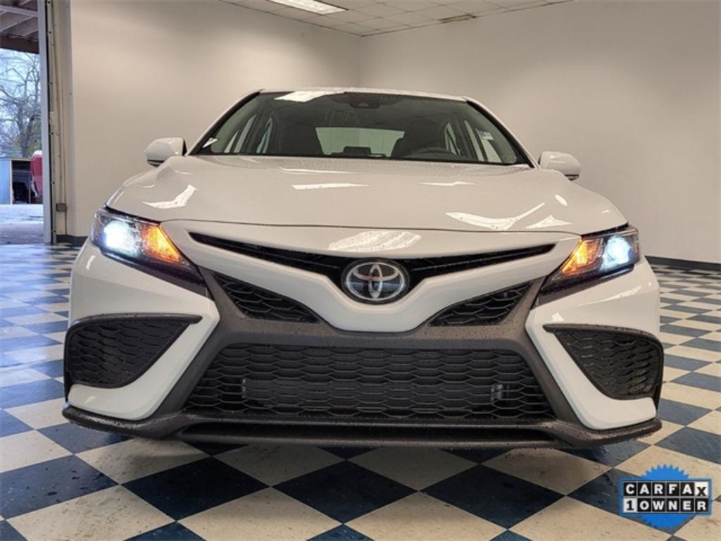 2023 Toyota Camry - $29,000