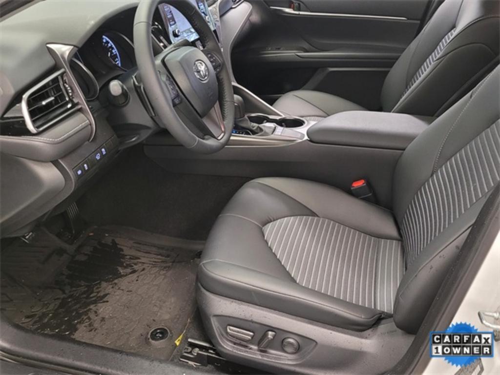 2023 Toyota Camry - $29,000