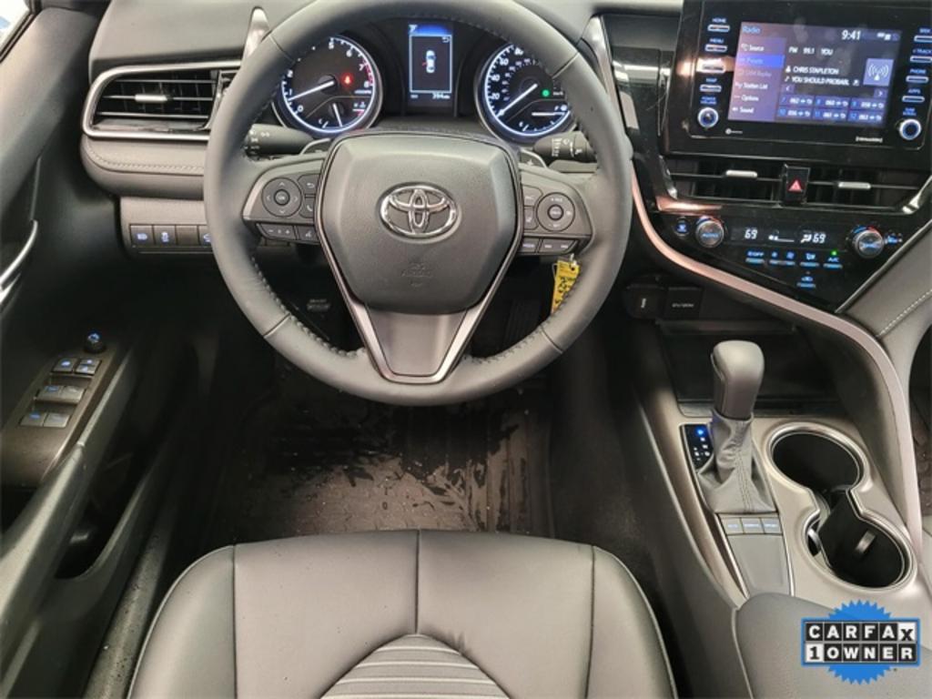2023 Toyota Camry - $29,000