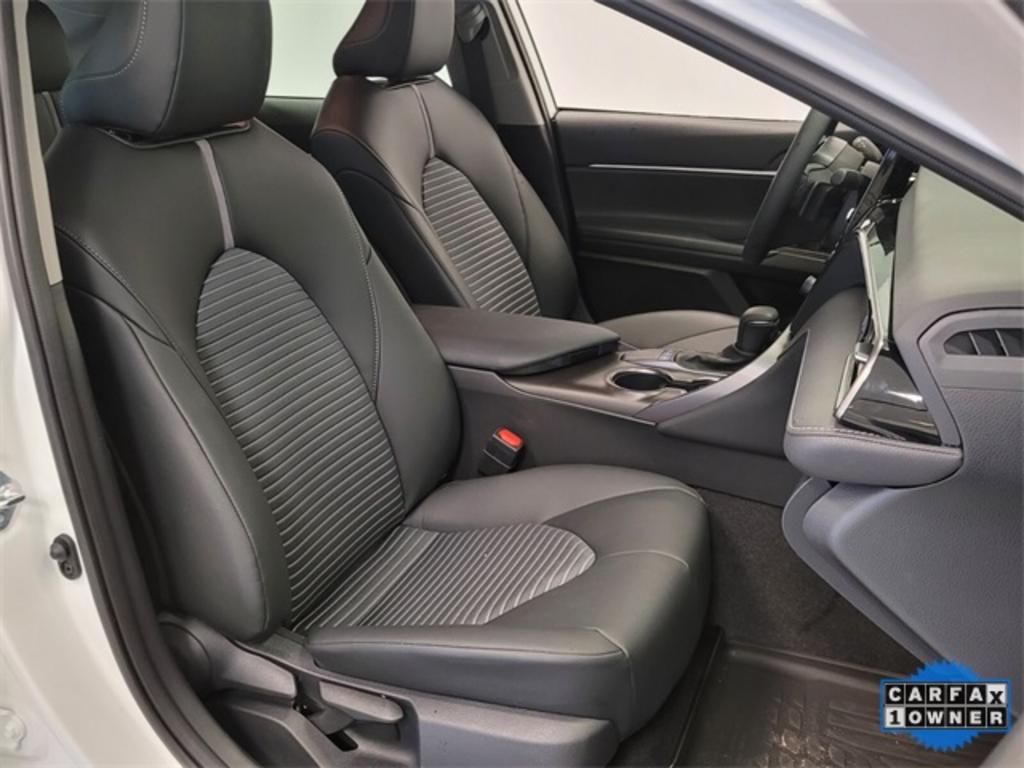 2023 Toyota Camry - $29,000