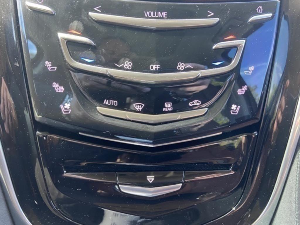 2019 Cadillac Escalade ESV Premium Luxury photo