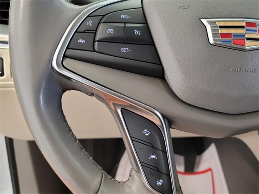 2018 Cadillac XT5 - $26,000