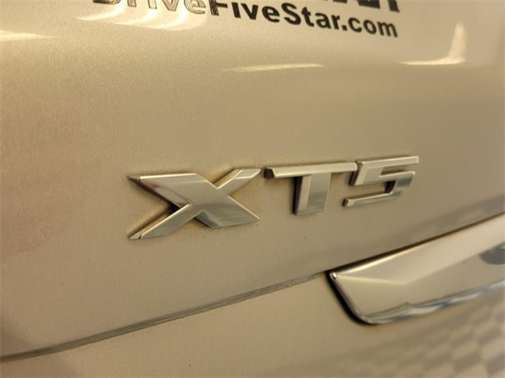 2018 Cadillac XT5 - $26,000