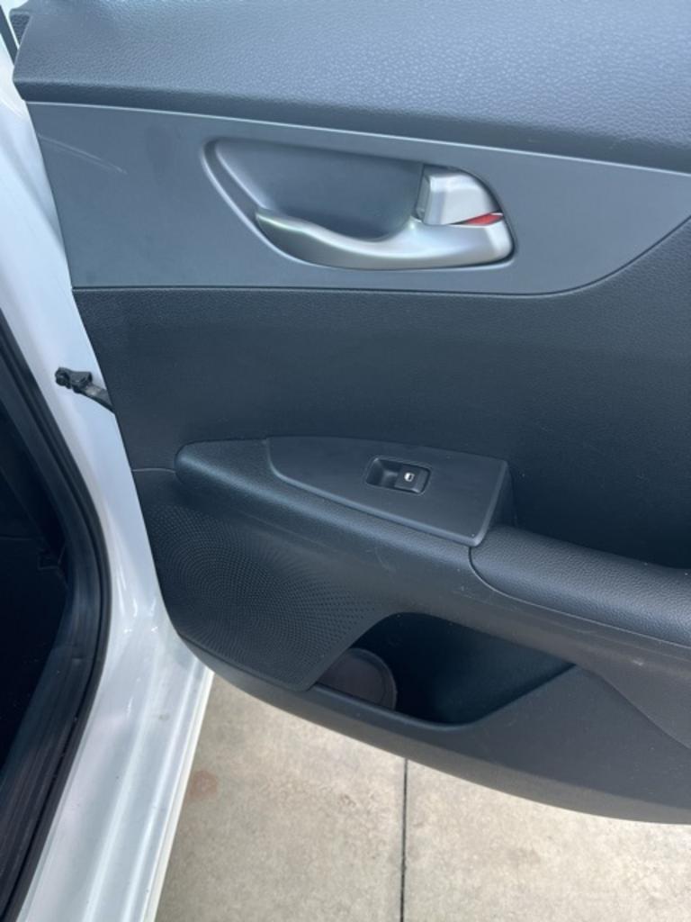 2019 Kia Forte - $18,000