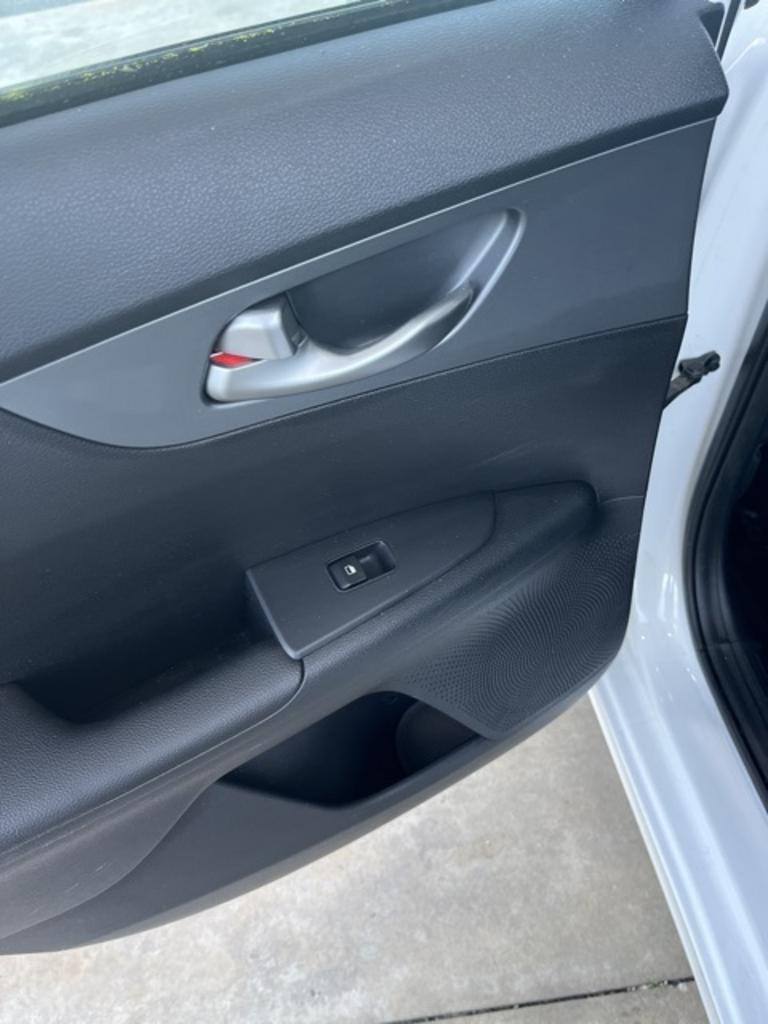 2019 Kia Forte - $18,000
