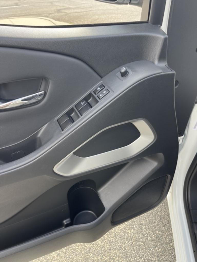 2023 Nissan Frontier - $33,500