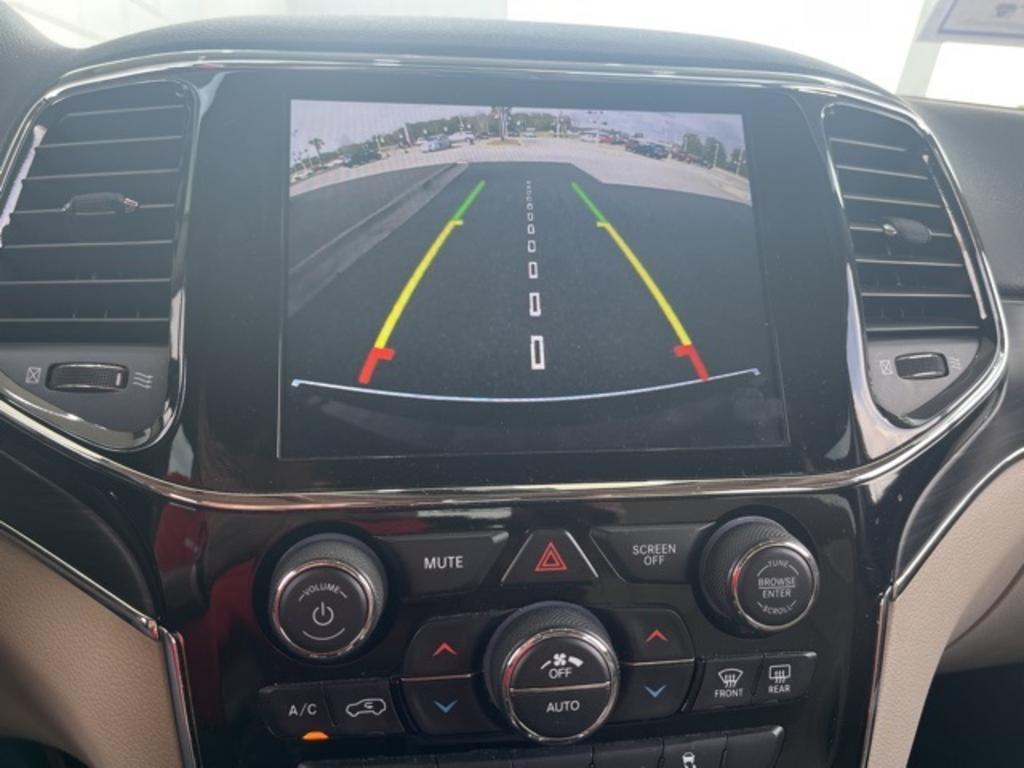 2020 Jeep Cherokee - $27,500