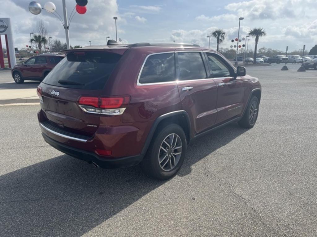 2020 Jeep Cherokee - $27,500