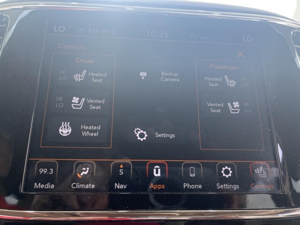 2020 Jeep Cherokee - $27,500