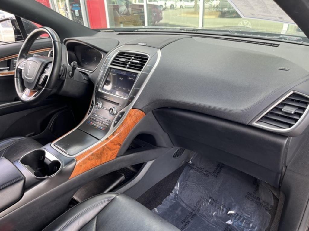 2020 Lincoln Nautilus - $29,000