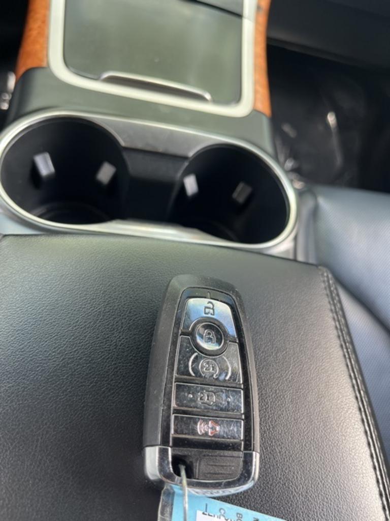 2020 Lincoln Nautilus - $29,000