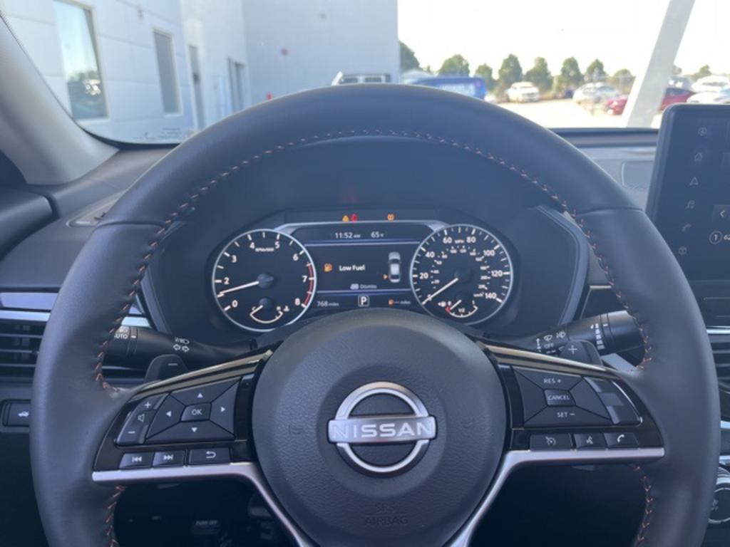 2023 Nissan Altima - $30,000