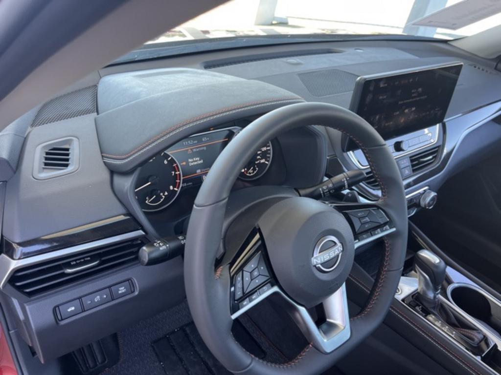 2023 Nissan Altima - $30,000