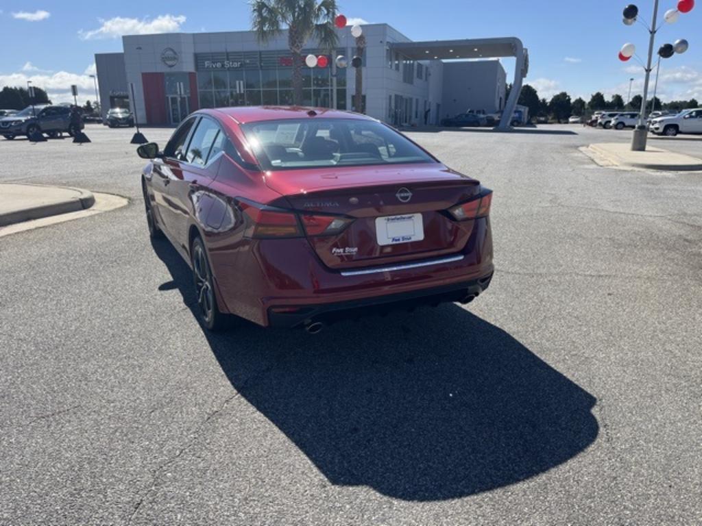 2023 Nissan Altima - $30,000