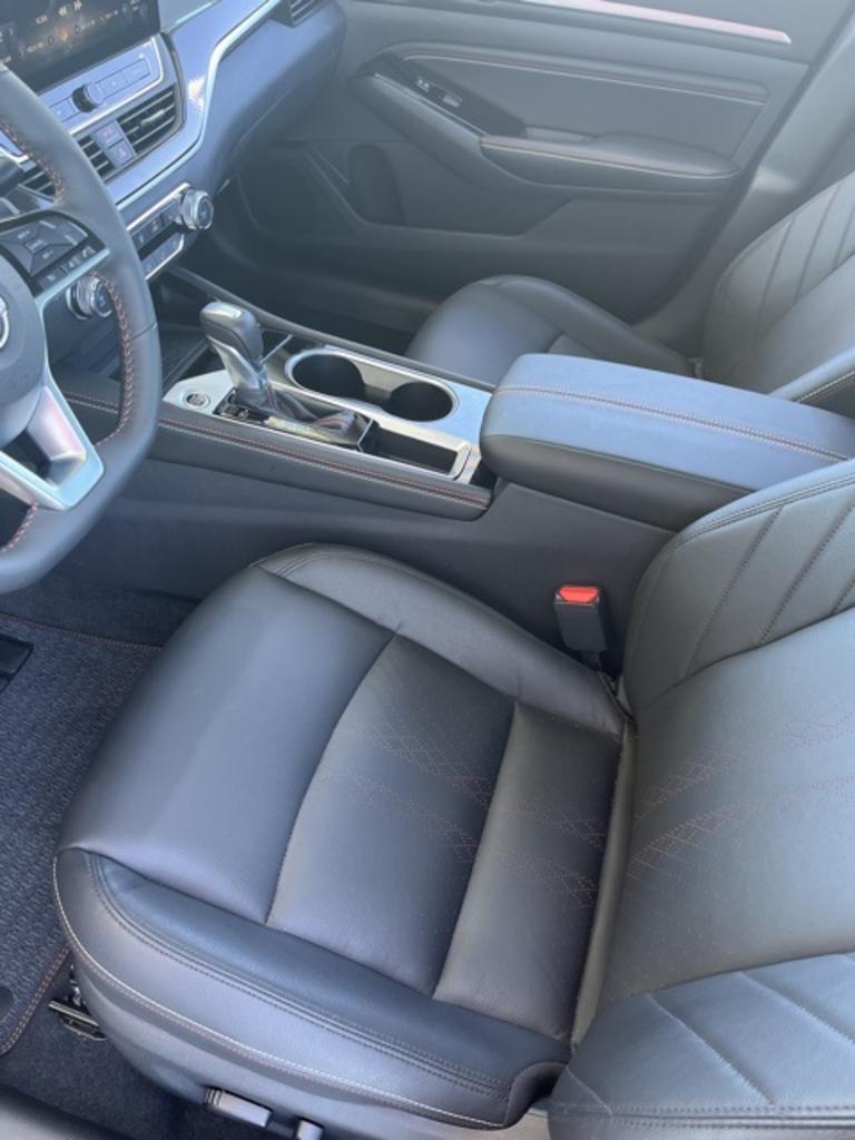 2023 Nissan Altima - $30,000
