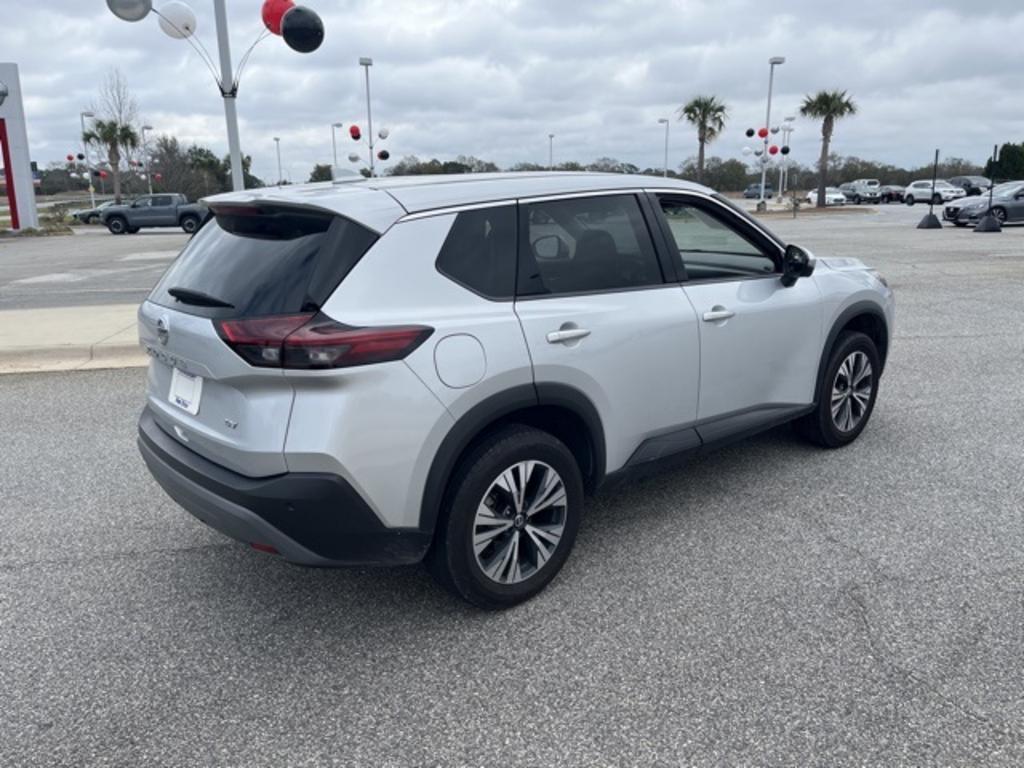 2021 Nissan Rogue - $24,500