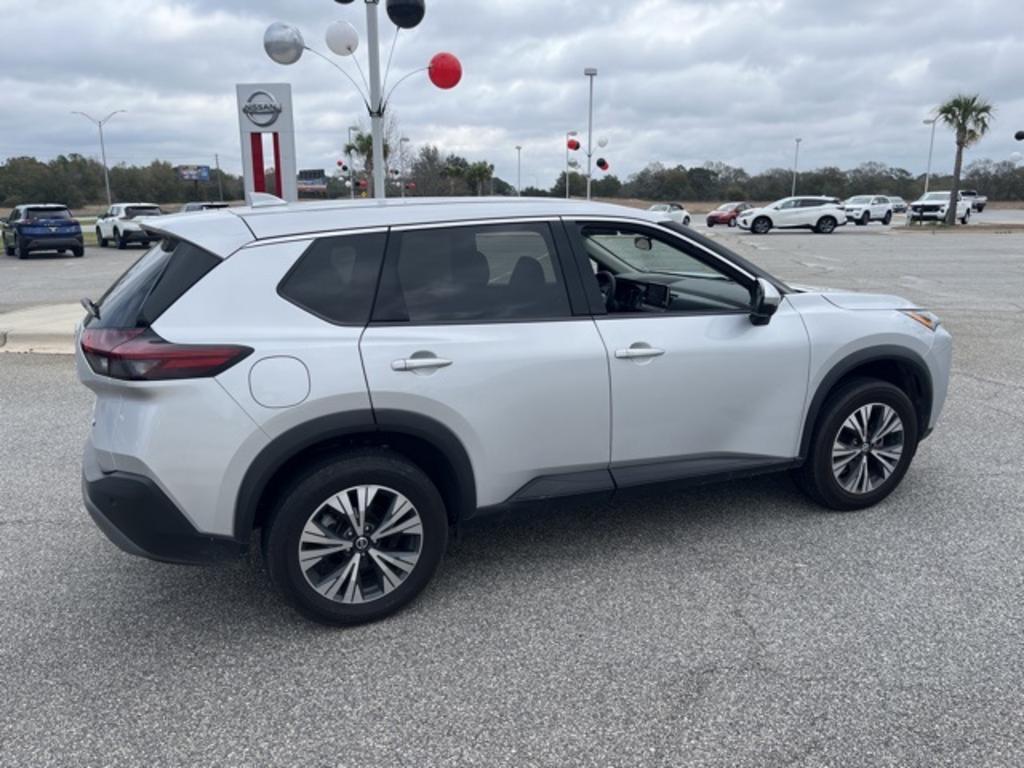 2021 Nissan Rogue - $24,500