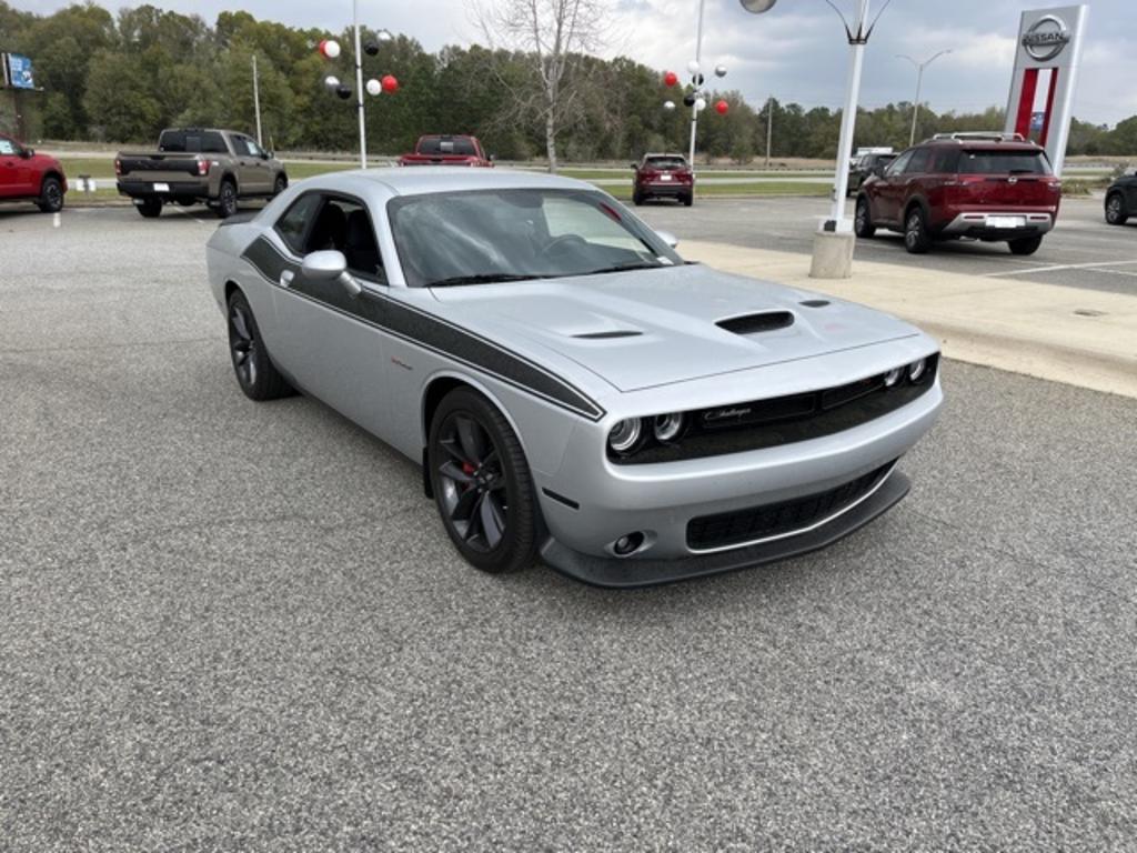 2019 Dodge Challenger - $45,000