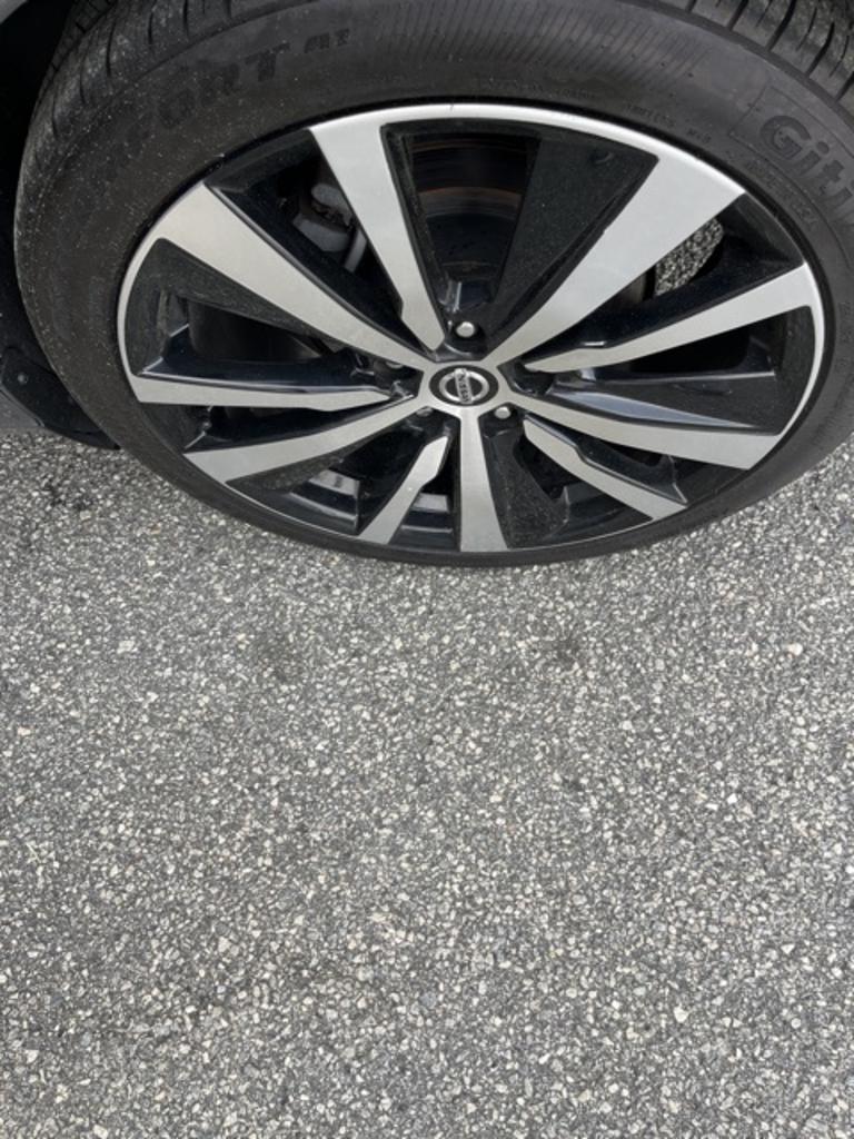 2020 Nissan Altima - $22,000