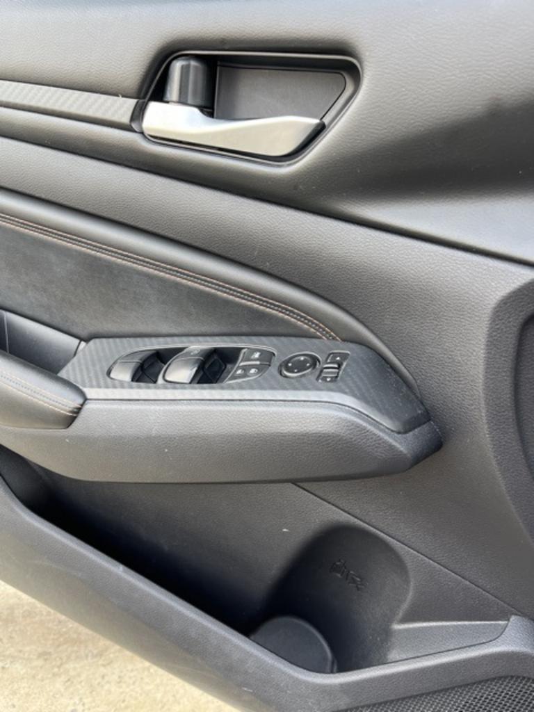 2020 Nissan Altima - $22,000