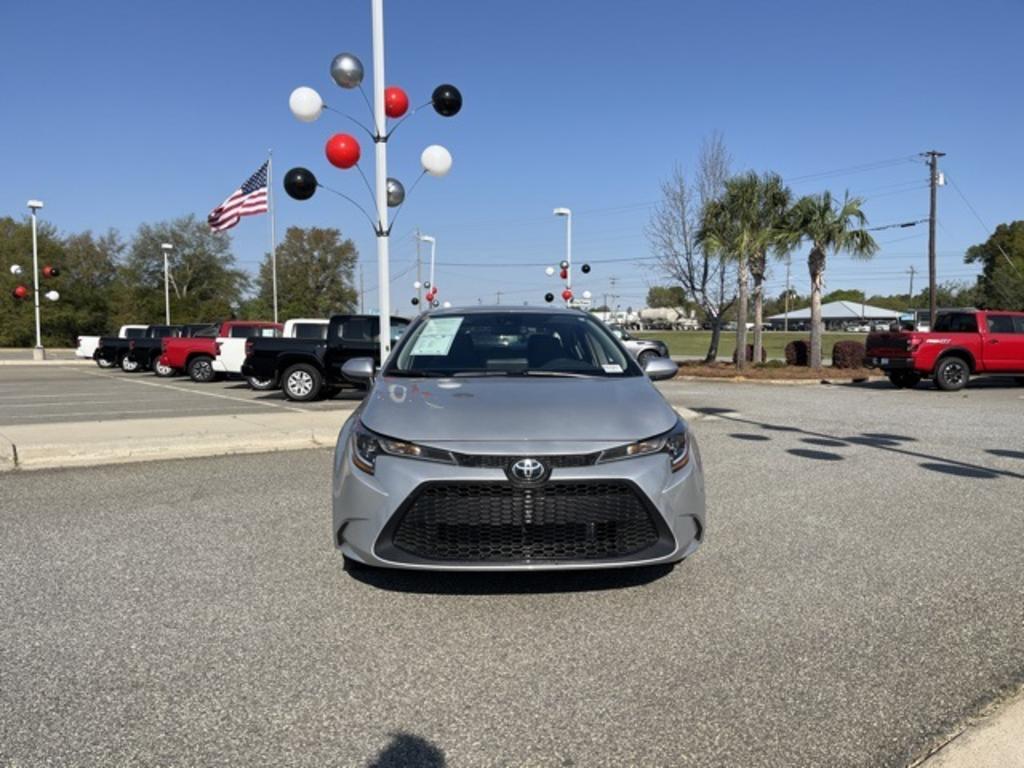 2022 Toyota Corolla - $24,000