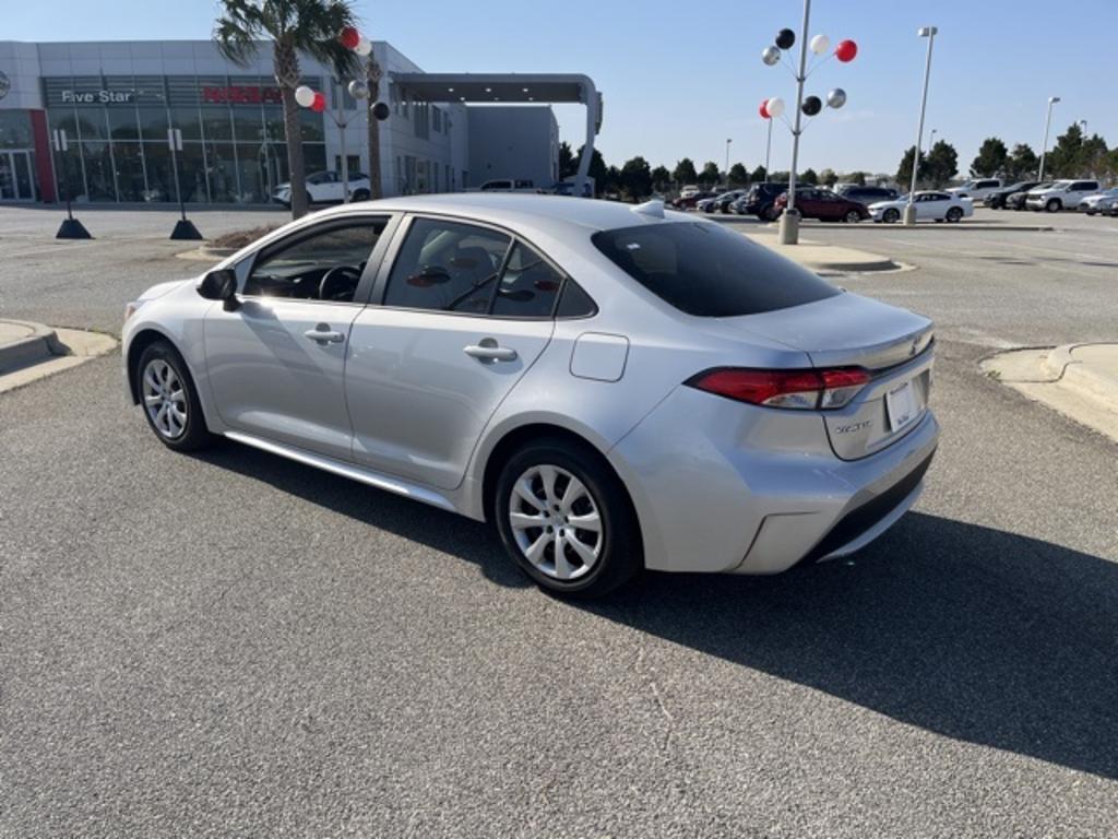 2022 Toyota Corolla - $24,000