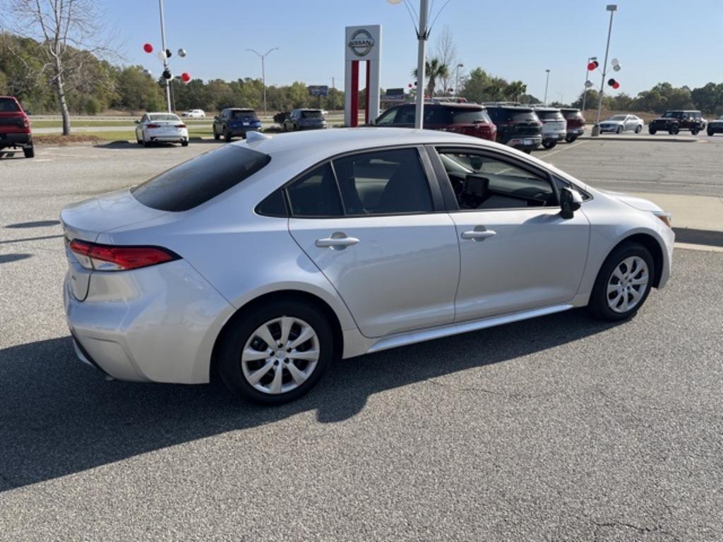 2022 Toyota Corolla - $24,000