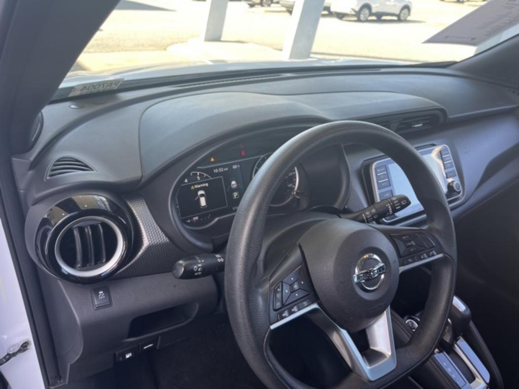 2019 Nissan Kicks - $19,000