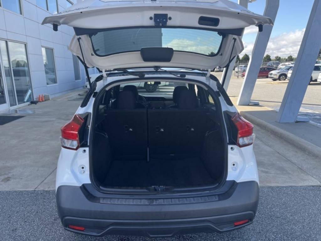 2019 Nissan Kicks - $19,000