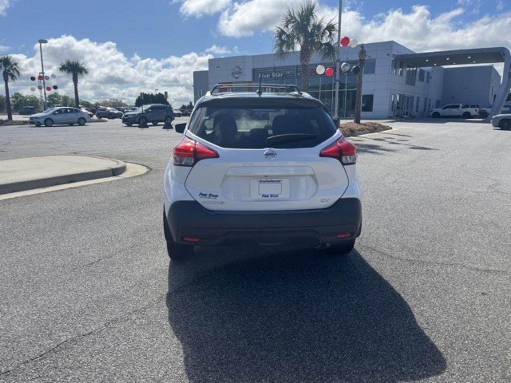 2019 Nissan Kicks - $19,000