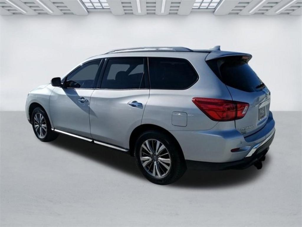 2019 Nissan Pathfinder - $23,000