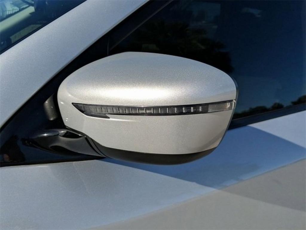 2019 Nissan Pathfinder - $23,000