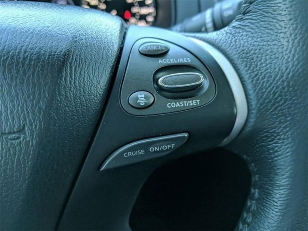 2019 Nissan Pathfinder - $23,000