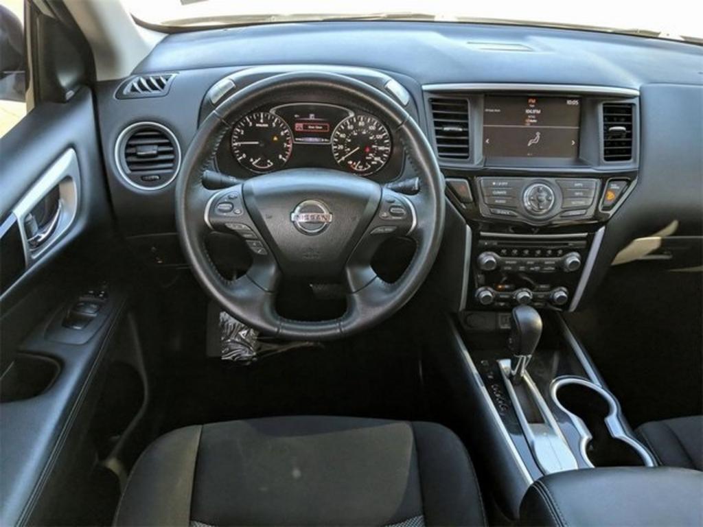 2019 Nissan Pathfinder - $23,000