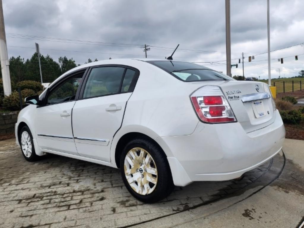 2010 Nissan Sentra - $7,500