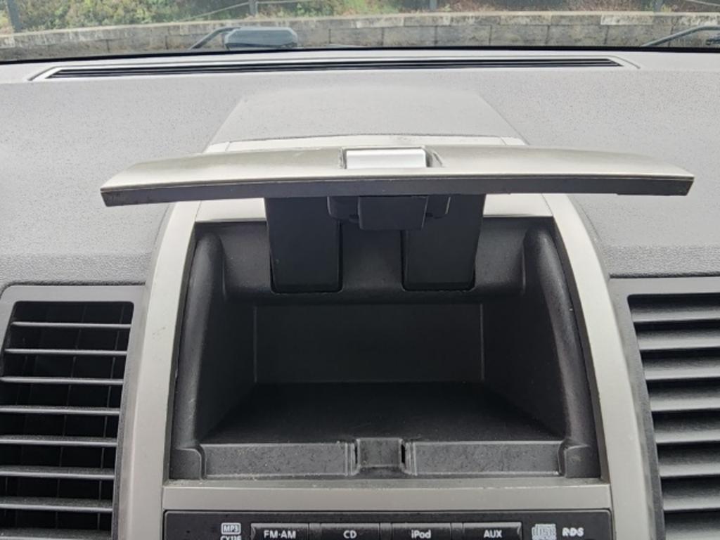 2010 Nissan Sentra - $7,500