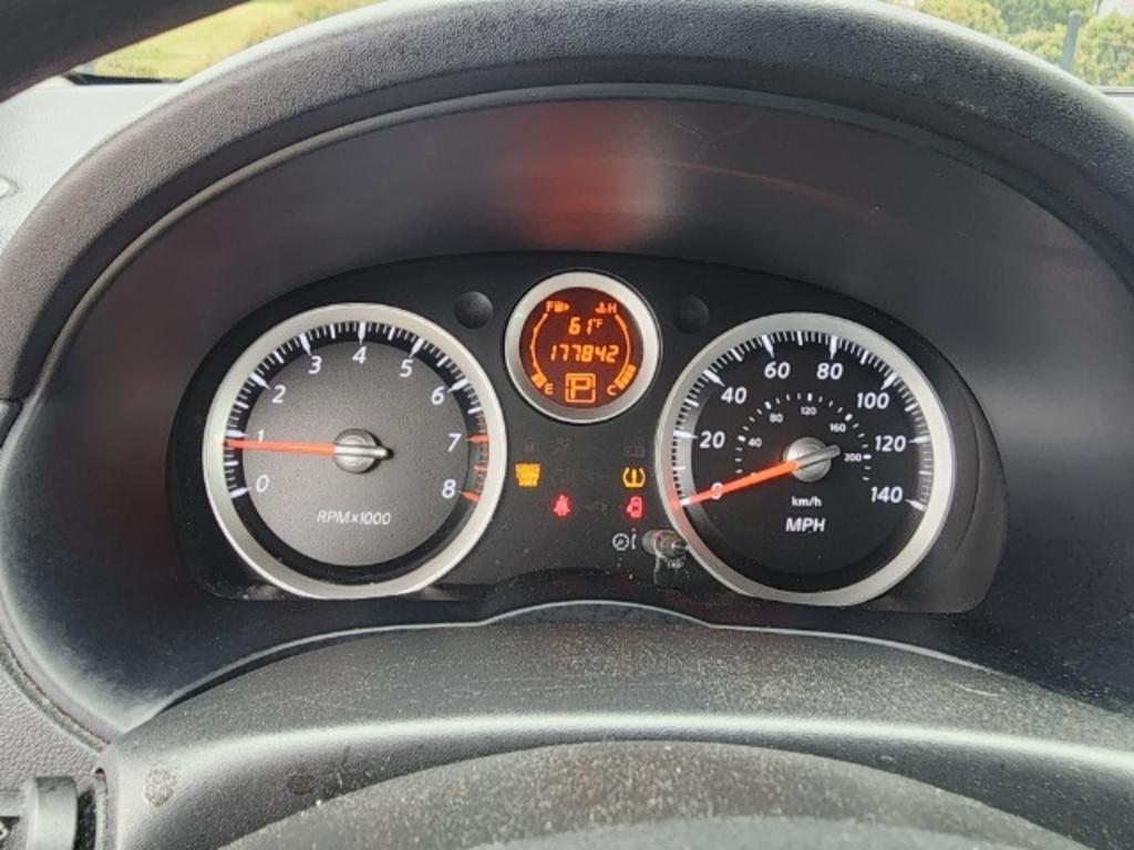 2010 Nissan Sentra - $7,500