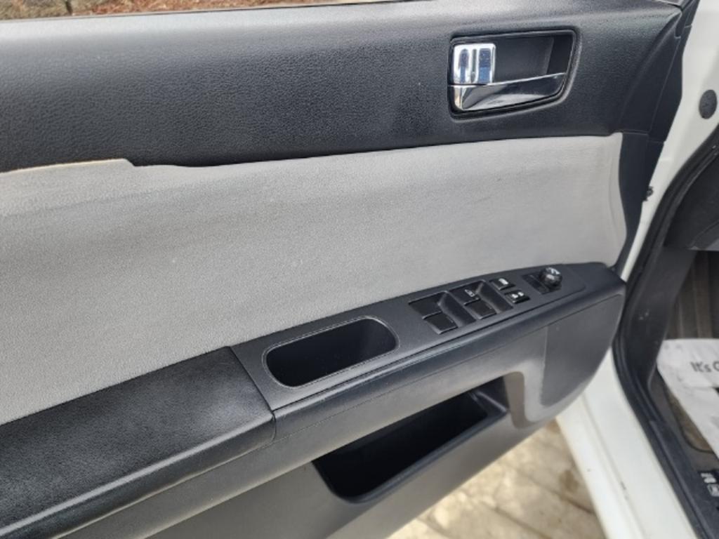 2010 Nissan Sentra - $7,500