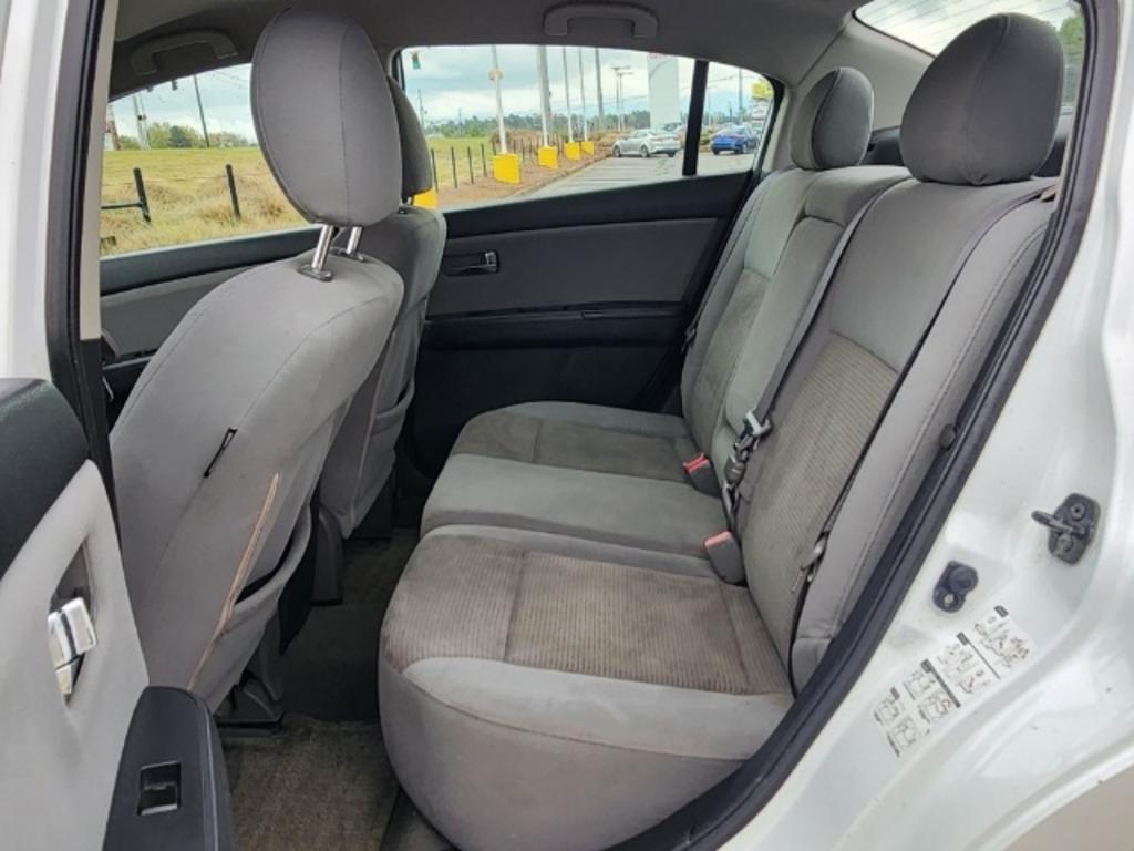 2010 Nissan Sentra - $7,500