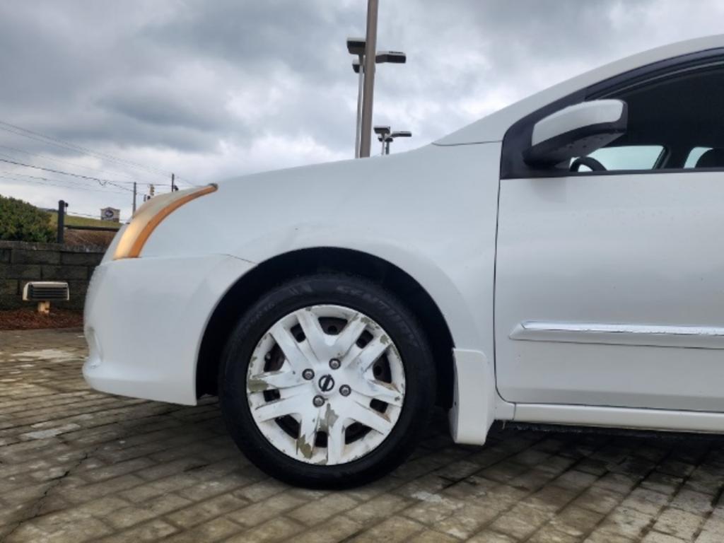 2010 Nissan Sentra - $7,500