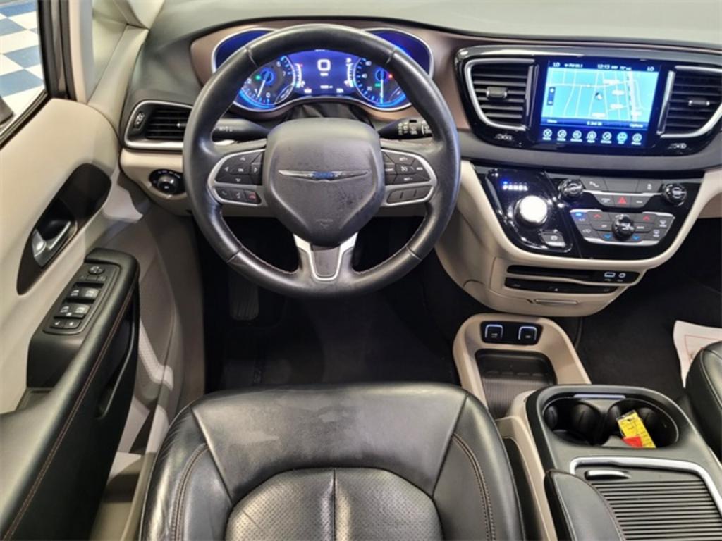 2017 Chrysler Pacifica - $21,000