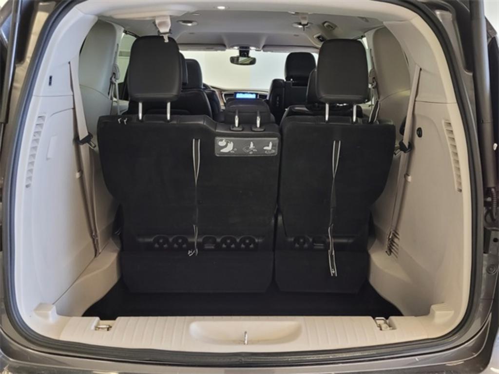 2017 Chrysler Pacifica - $21,000