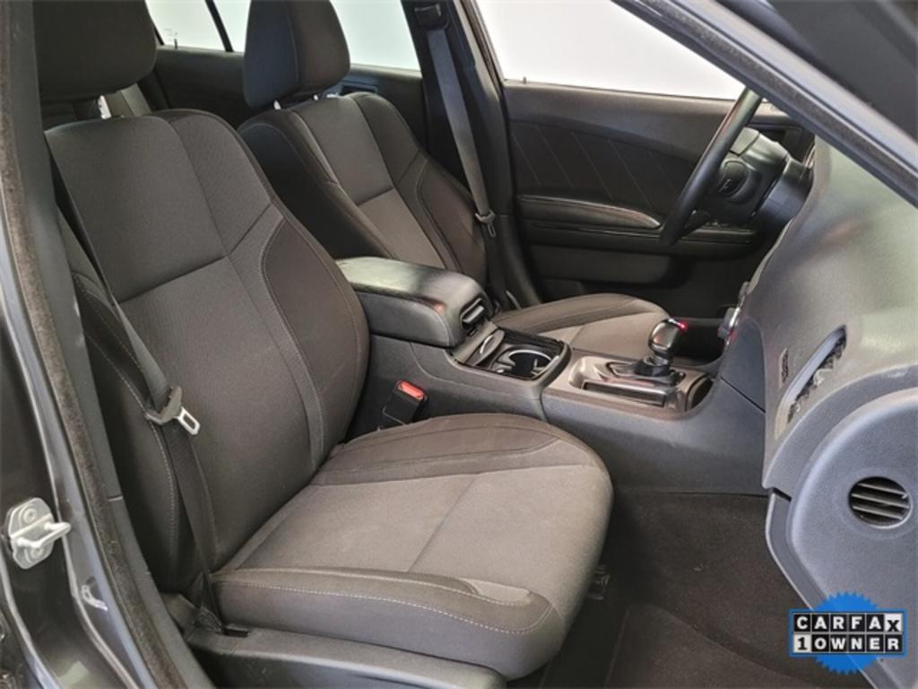2020 Dodge Charger - $21,500