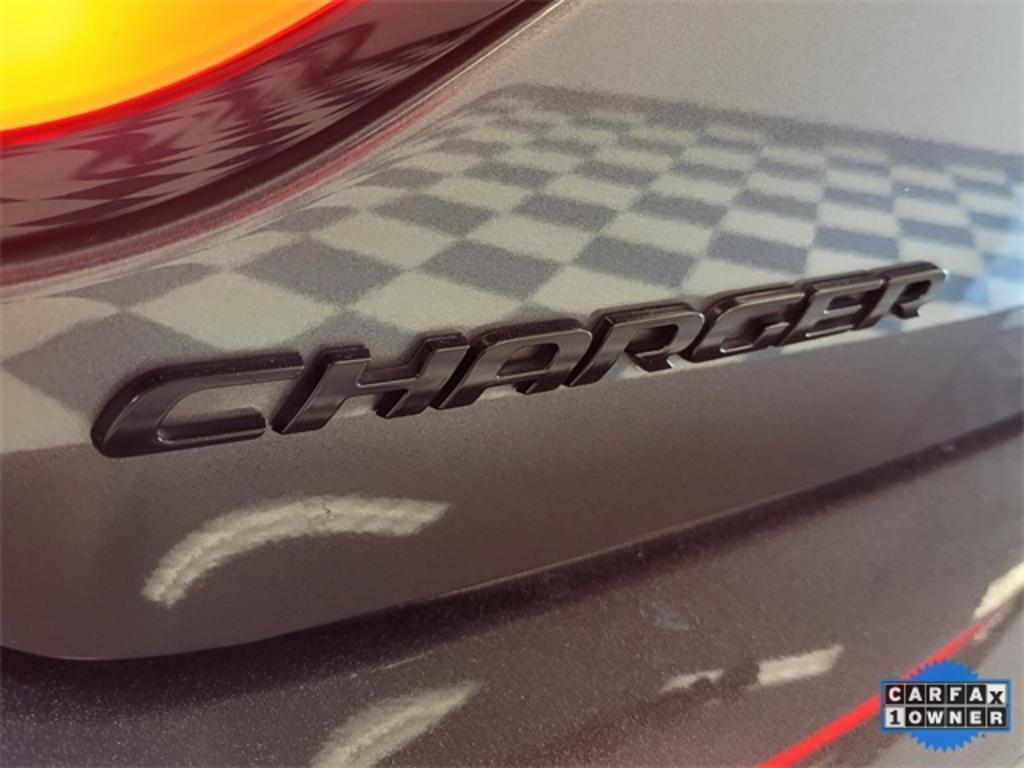 2020 Dodge Charger - $21,500