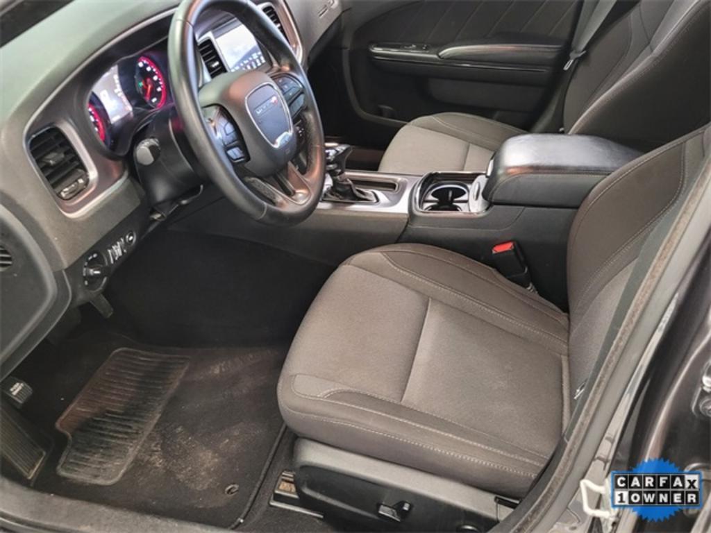 2020 Dodge Charger - $21,500