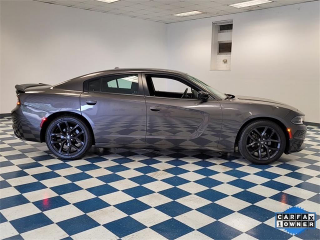 2020 Dodge Charger - $21,500