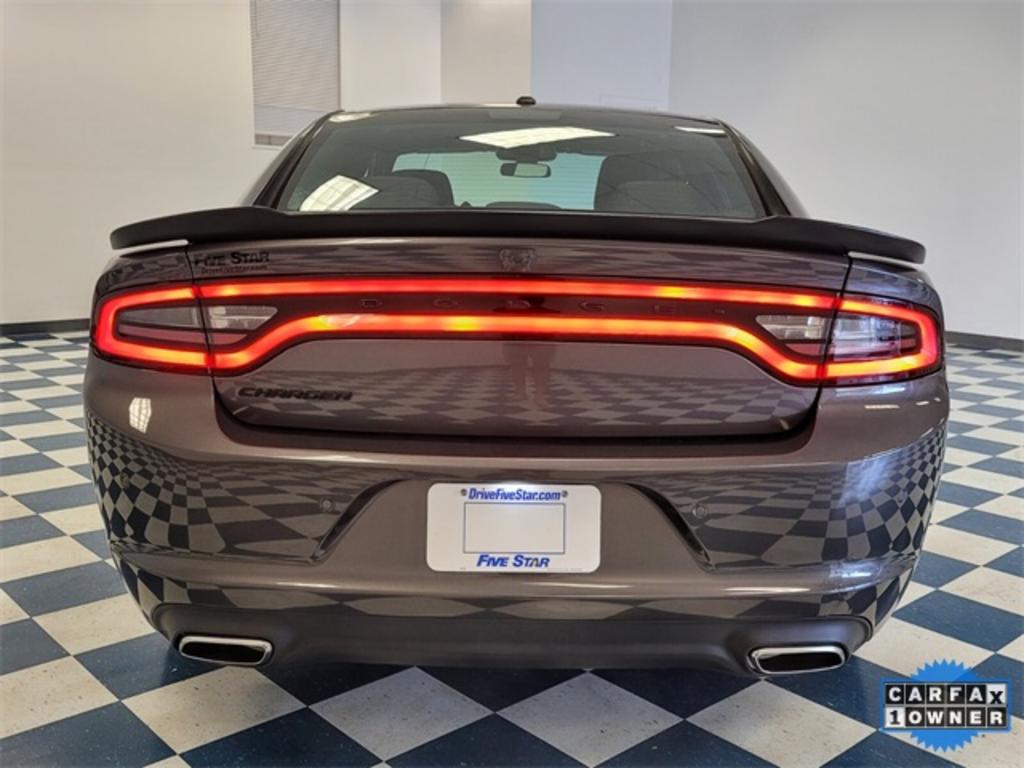 2020 Dodge Charger - $21,500