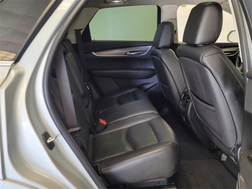2017 Cadillac XT5 - $22,500