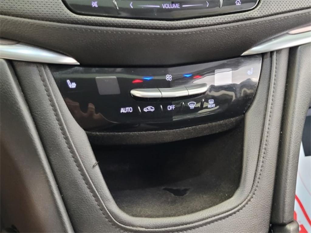 2017 Cadillac XT5 - $22,500
