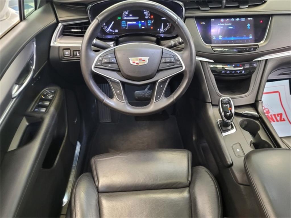 2017 Cadillac XT5 - $22,500